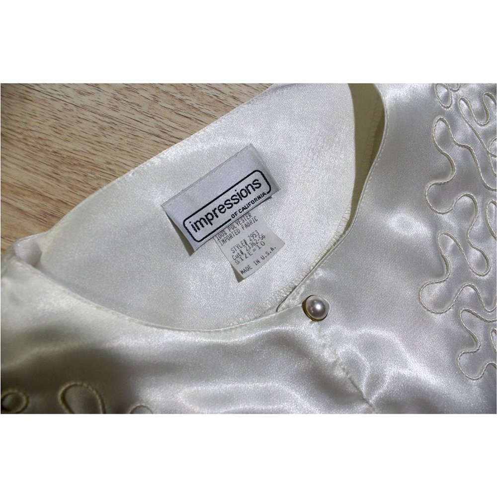 VINTAGE Glamour! Cream Satin Blouse Embroidery WOW - Picture 4 of 5